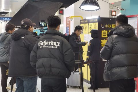 北京地铁集团宣传片拍摄，彰显地铁服务和小铁寄存柜的便捷融合