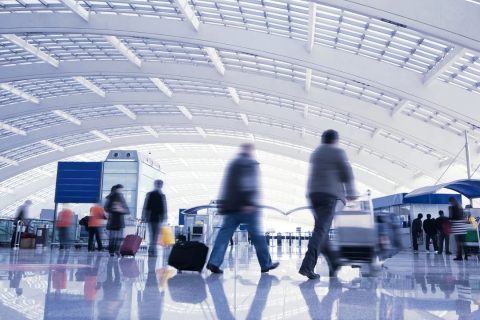 小铁智能寄存柜入驻青岛胶东国际机场，赋能航空服务智能化升级